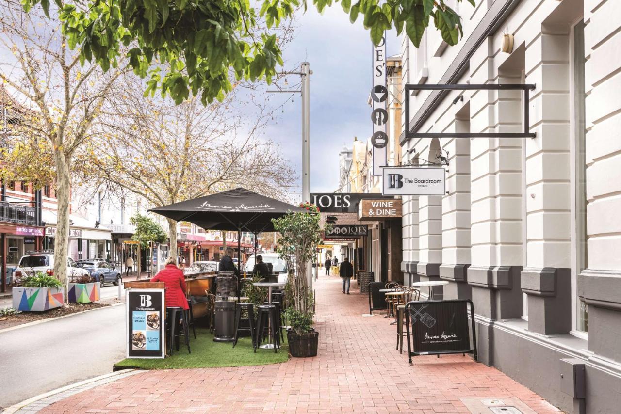 Vibe Hotel Subiaco Перт Экстерьер фото