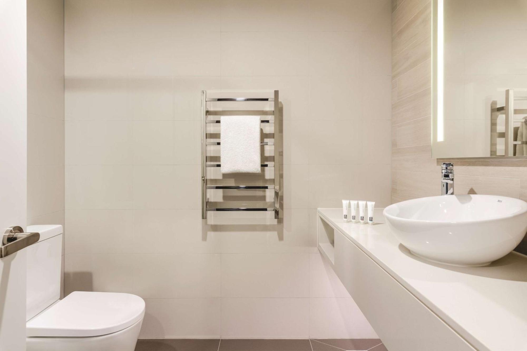 Vibe Hotel Subiaco Перт Экстерьер фото