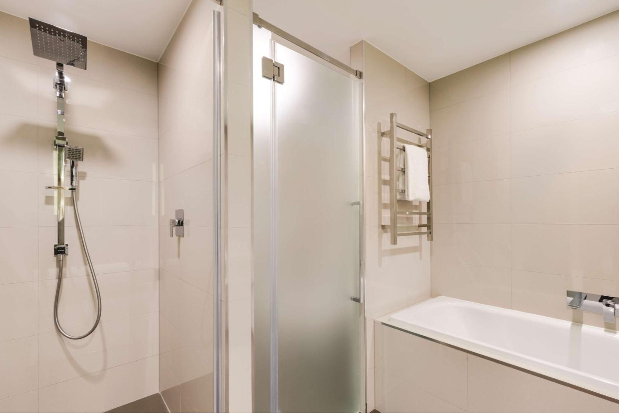 Vibe Hotel Subiaco Перт Экстерьер фото