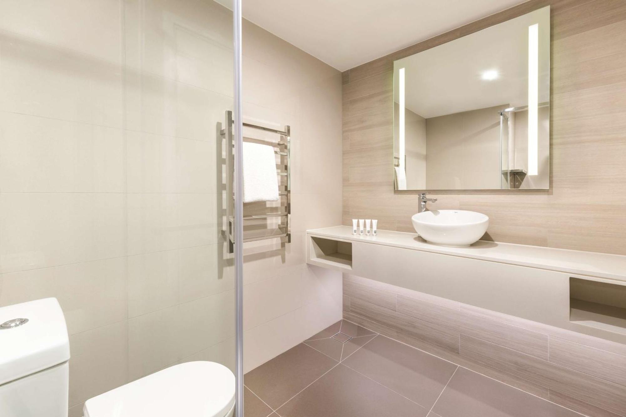 Vibe Hotel Subiaco Перт Экстерьер фото